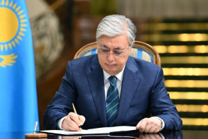 Президент Экспорт-кредит агенттігі және экспортты дамыту туралы заңға қол қойды