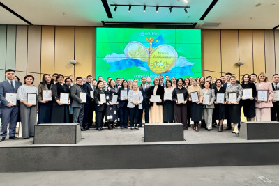 Export Credit Agency of Kazakhstan employees honored on National Currency Day