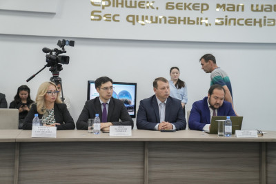В области Абай состоялась встреча с предпринимателями